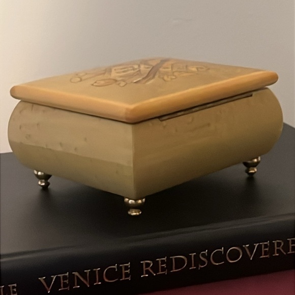 Swiss Musical Movement Gueissaz - Jaccard The Blue Danube and The Bat Music Box - Picture 5 of 11